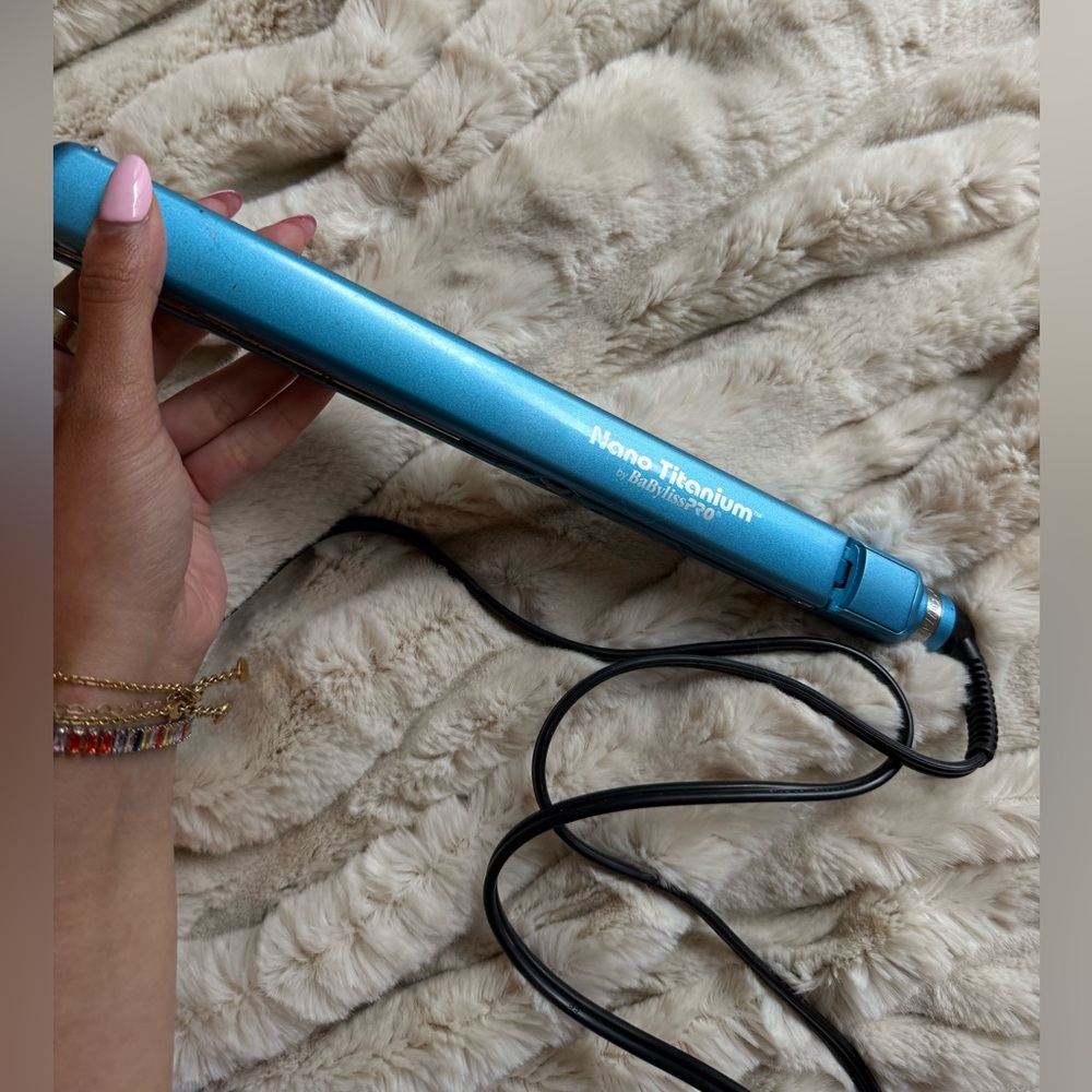 BaByliss Nano Titanium Blue Hair Straightener